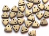  30 st Czechmates Triangles 6 mm, Metallic Suede - Gold 