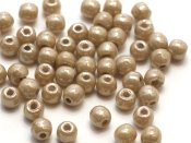 100 st runda, 3 mm, Chalk White Latte Luster