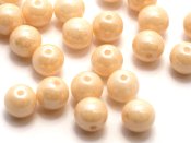 30 st runda, 6 mm, Chalk White Champagne Luster