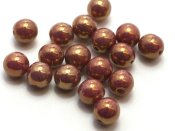 30 st runda, 6 mm, Chalk White Vega Luster