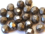 25 st Firepolished, 6 mm,Chalk White Grey Luster