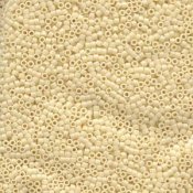 5 g 11/0 Delicas, Opaque Cream