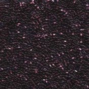 5 g 11/0 Delica Hexcut, Metallic Raspberry