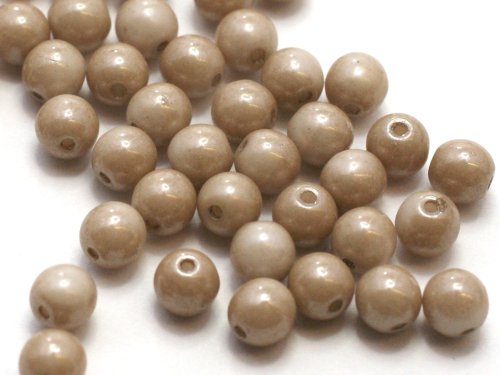 50 st runda, 4 mm, Chalk White Latte Luster