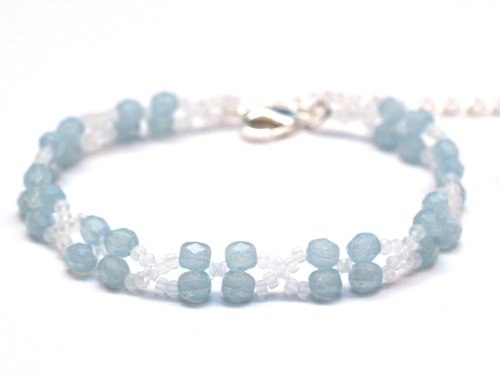 Mnster och kit, Blomarmband, Milky Blue/Crystal