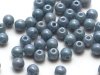 100 st runda, 3 mm, Chalk White Baby Blue Luster